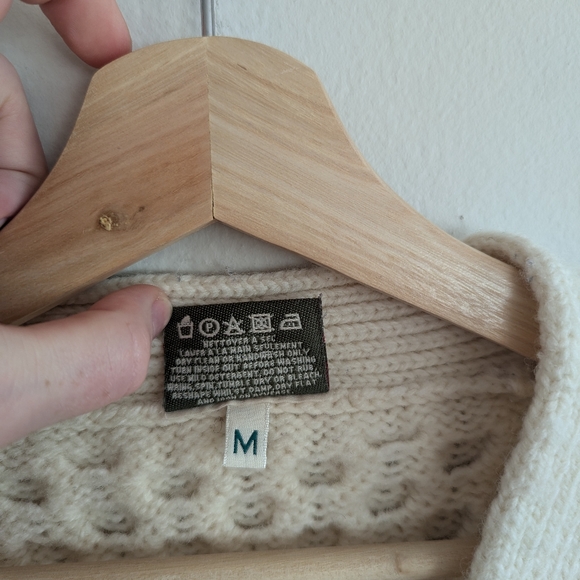 Carraig Donn Merino Irish Wool Cardigan, size medium - Picture 5 of 7